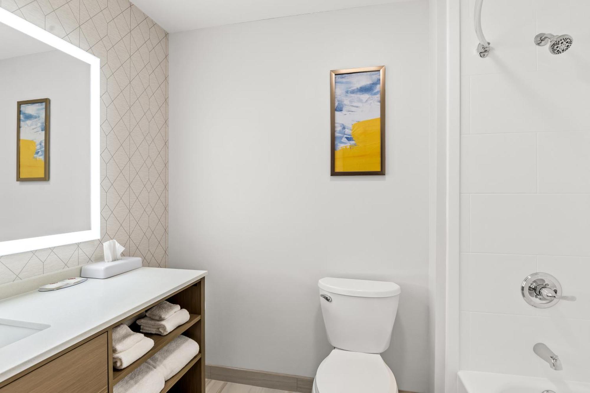 Comfort Inn & Suites Prince George - Fort Gregg ภายนอก รูปภาพ